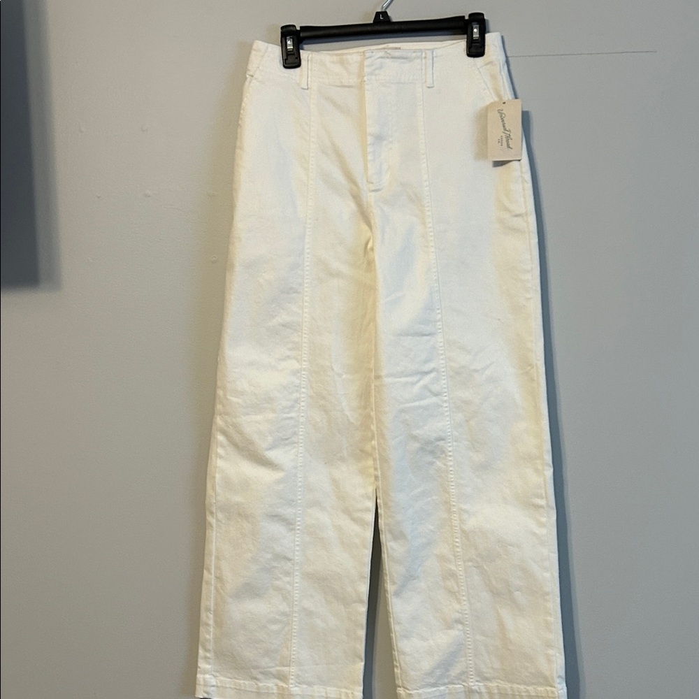 Universal Thread white Wide Leg  pant/jean. Size 12 NWT.